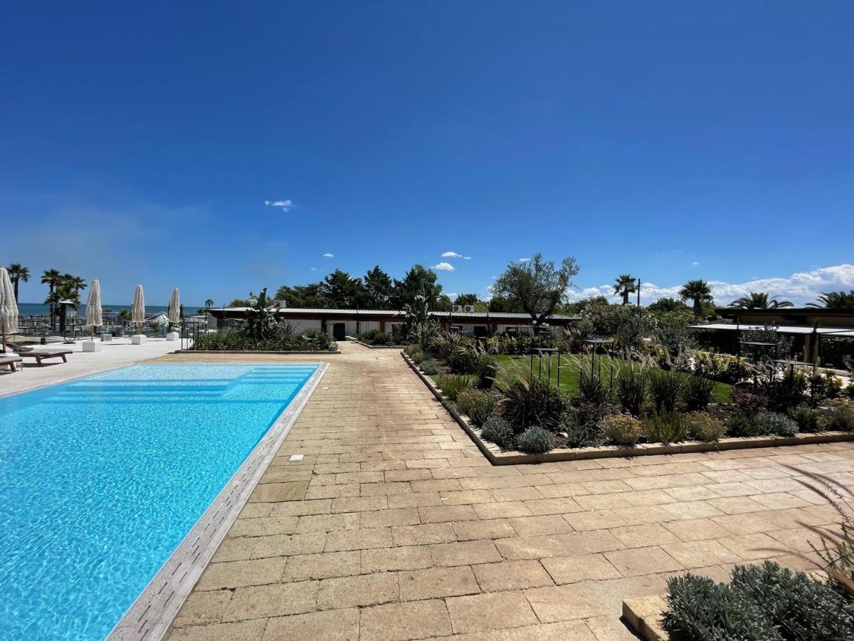 Valerio Resort Beach Club مارغريتا دي سافويا المظهر الخارجي الصورة